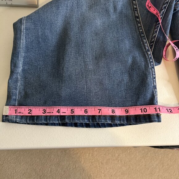 Free People Bell Bottom Stretch Jeans Blue Size 29 Wide bottom 10" - Picture 2 of 5